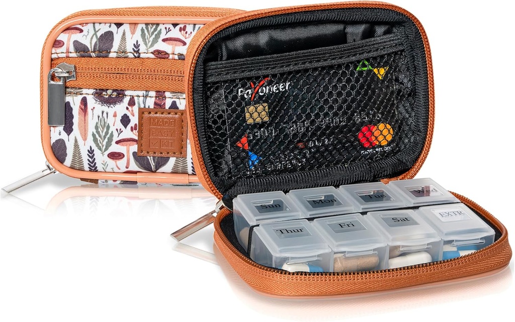 Made Easy Kit Pill Case - Weekly Medicīna Organizators ar noņemamu Septiņu dienu vitamīnu un uztura bagātinātāju kaste (Light Brown Woods)