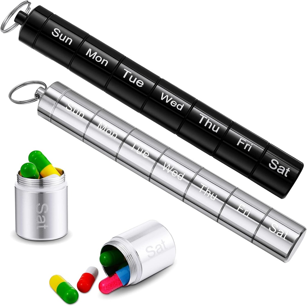 Vesici 2 Pack Metal Weekly Pill Organizators Travel Pill Konteiners ar Keychain 7 Day Weekly Ūdensizturīgs Mazas kapsulas turētājs Kaste Stackable sievietēm Ceļot ārā (melns, sudraba)