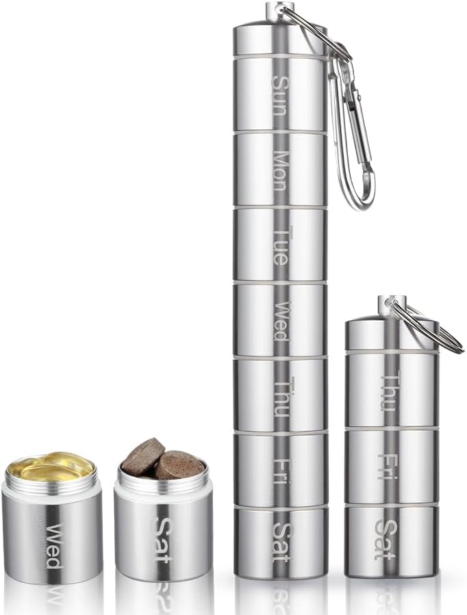 Metāla mitruma Proof Weekly Pill Organizators 7 Day 3 Reizi dienā, Stackable Aluminum Sakausējuma bezmaksas pārgājienu Pill kaste Kaste ūdensnecaurlaidīgs un liels iecirknis turēt tabletes, vitamīni, zivju eļļa, Supplem