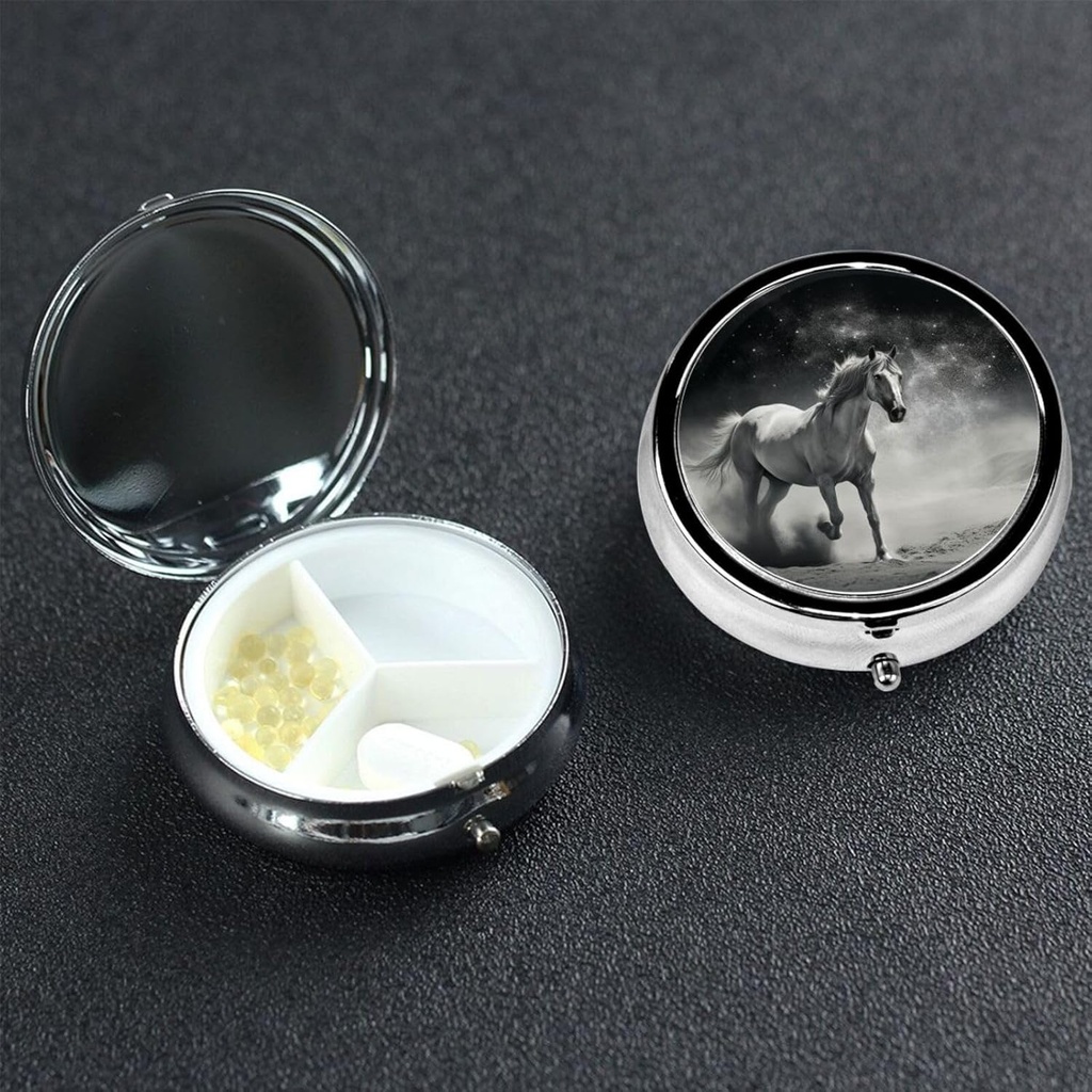 Round Pill Box 3 iecirknis Pill Box Pill Containe Pillbox Case for Travel Small Pill Case White Horse and Asteroid Pill Organizators Vitamīniem Zivju eļļas kaste Papildbaris