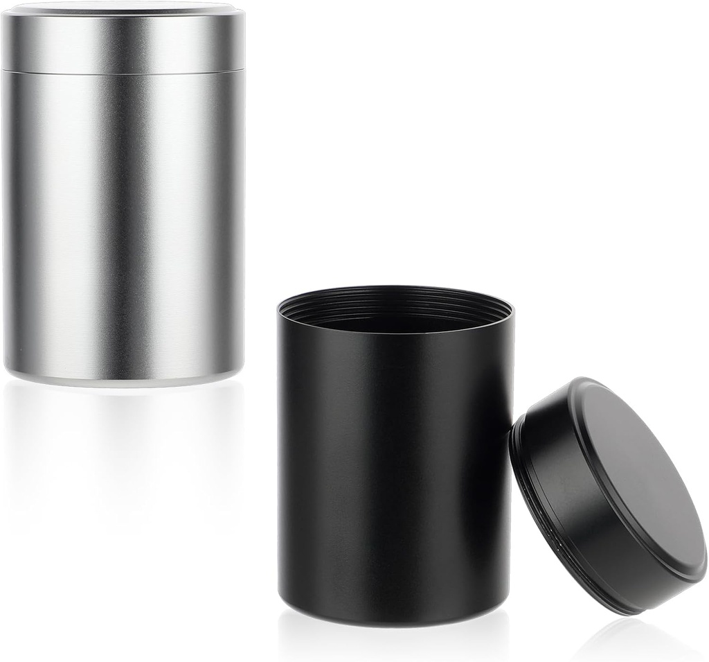 2pcs Pārnēsājams metāla Pill Organizators, Round Daily Pill Box turētājs Pocket Small Pill Case Medicine Organizators Vitamīnu Pudeles Konteineri ceļošanai ārpus telpām Zivju eļļas papildinājumi (Black+Silver)