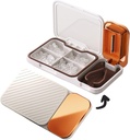 MURRI&MURRDI Pill organizētājs ar Pill Splitter Cutter, 4 iecirkņi Mazs Portable Medicine Case for Purse Pocket, Pill Vitamīnu dispensera turētājs, White